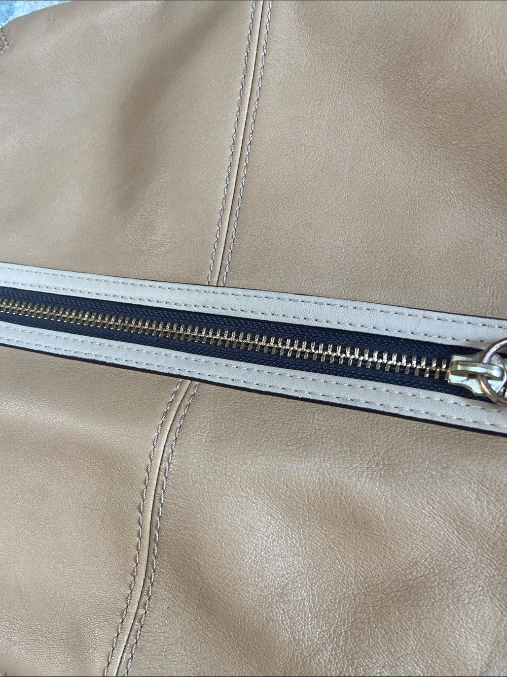 Coach 2008 Bonnie Leather Fold Over Crossbody (13388) - Picture 13 of 16